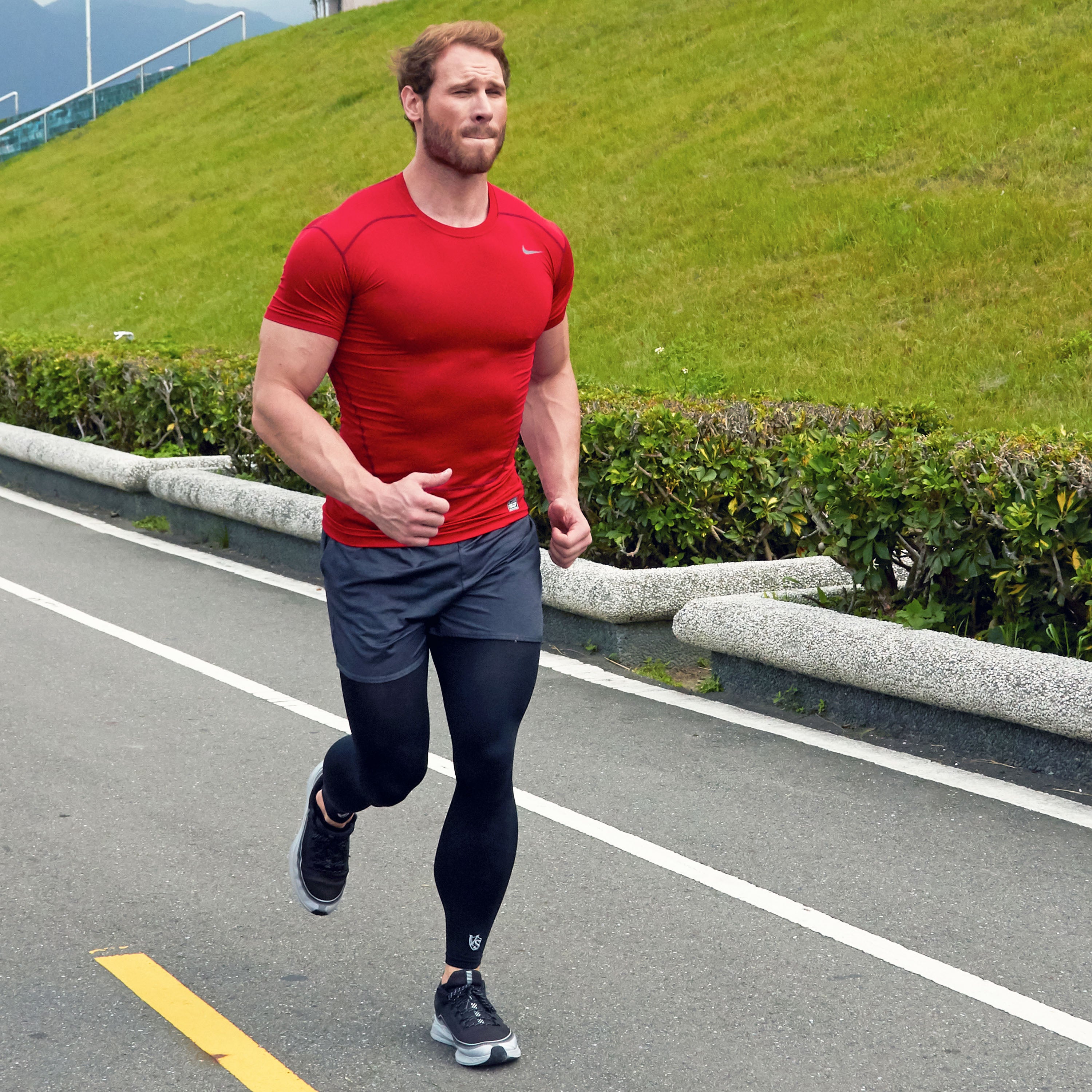 Brace-Recovery Leg Sleeves - Compression Full Leg Sleeves (1PC) - Vital Salveo